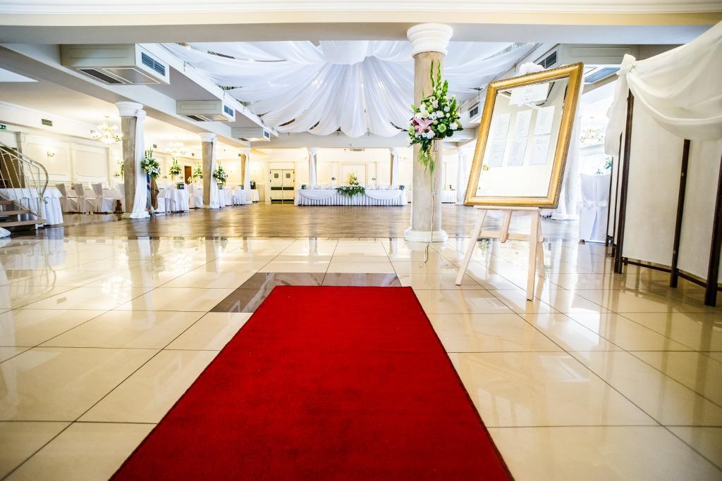Hotel Kuban Pszczyna Bagian luar foto